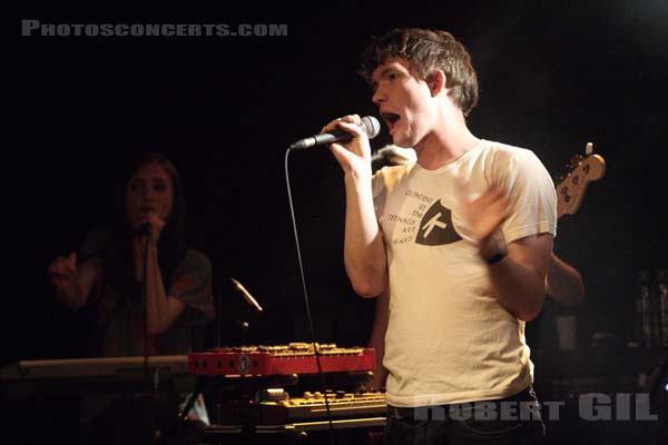 LOS CAMPESINOS - 2008-03-04 - PARIS - Nouveau Casino - Gareth Paisey - Aleksandra Berditchevskaia